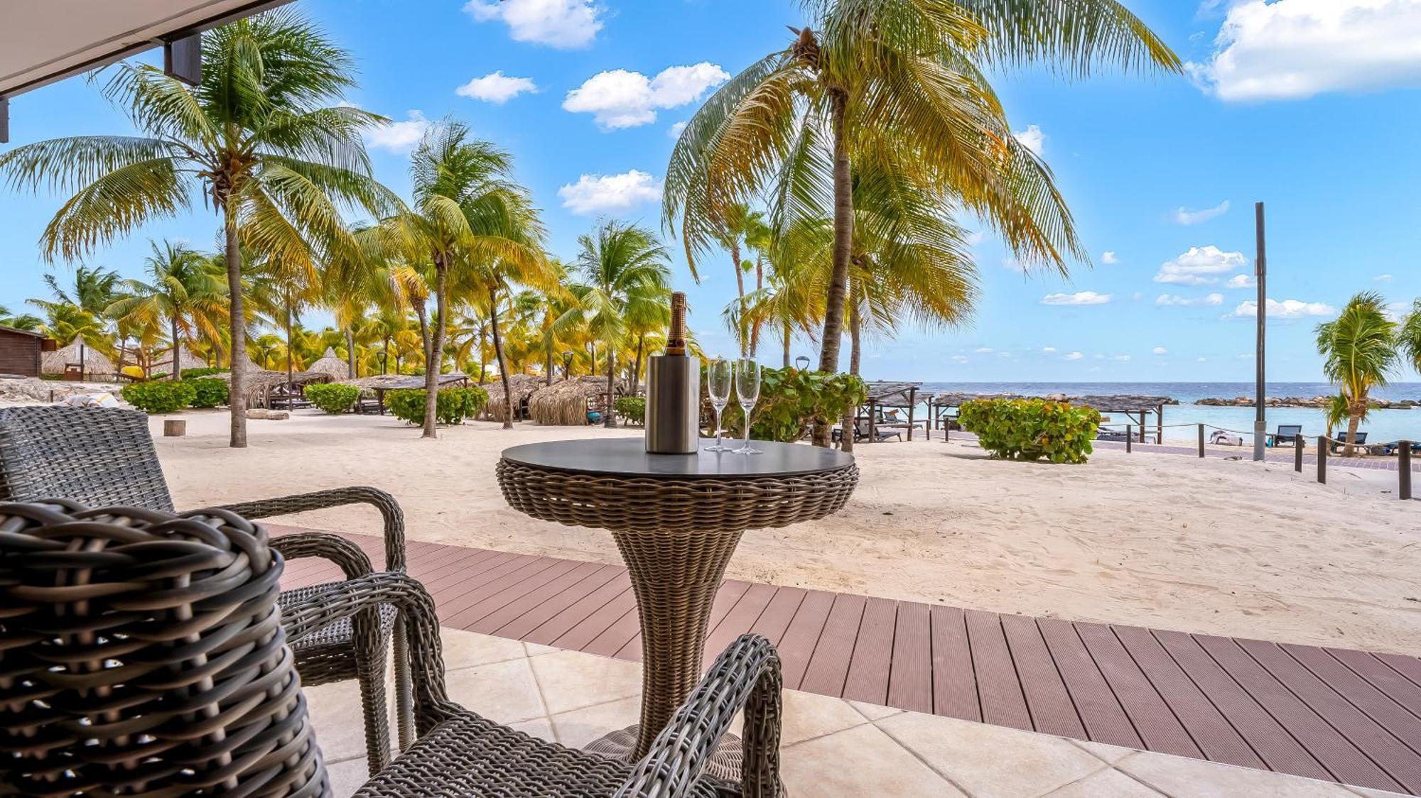 Lionsdive Beach Resort Curacao Luaran gambar